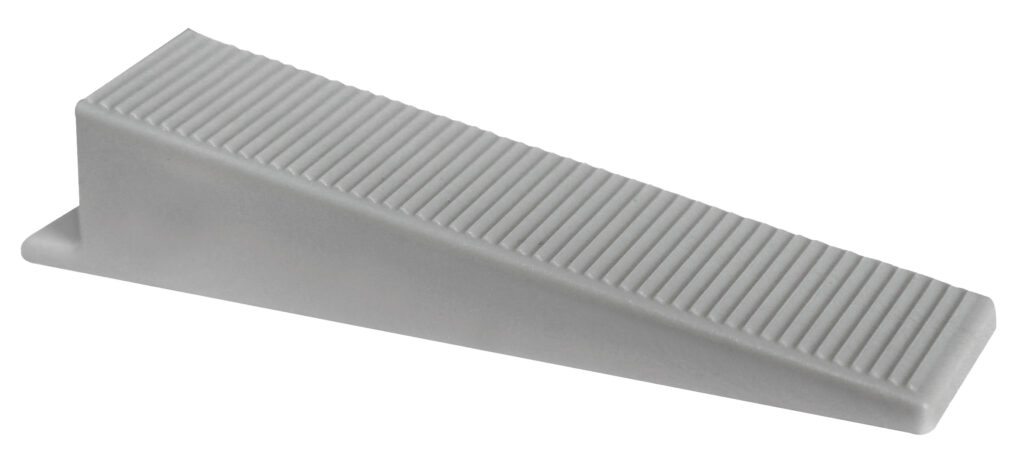 CANTONEIRA PARA FIXACAO FOXMIX ZINC 3FUROS 2PC